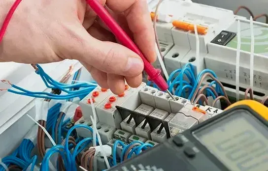 Professional electrician in Abbey Wood